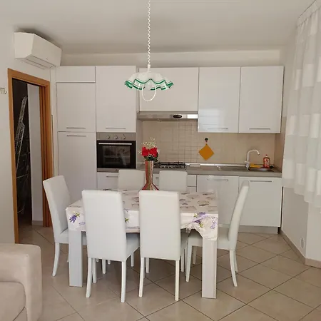 Da Margot - Al Mare Apartment Grottammare
